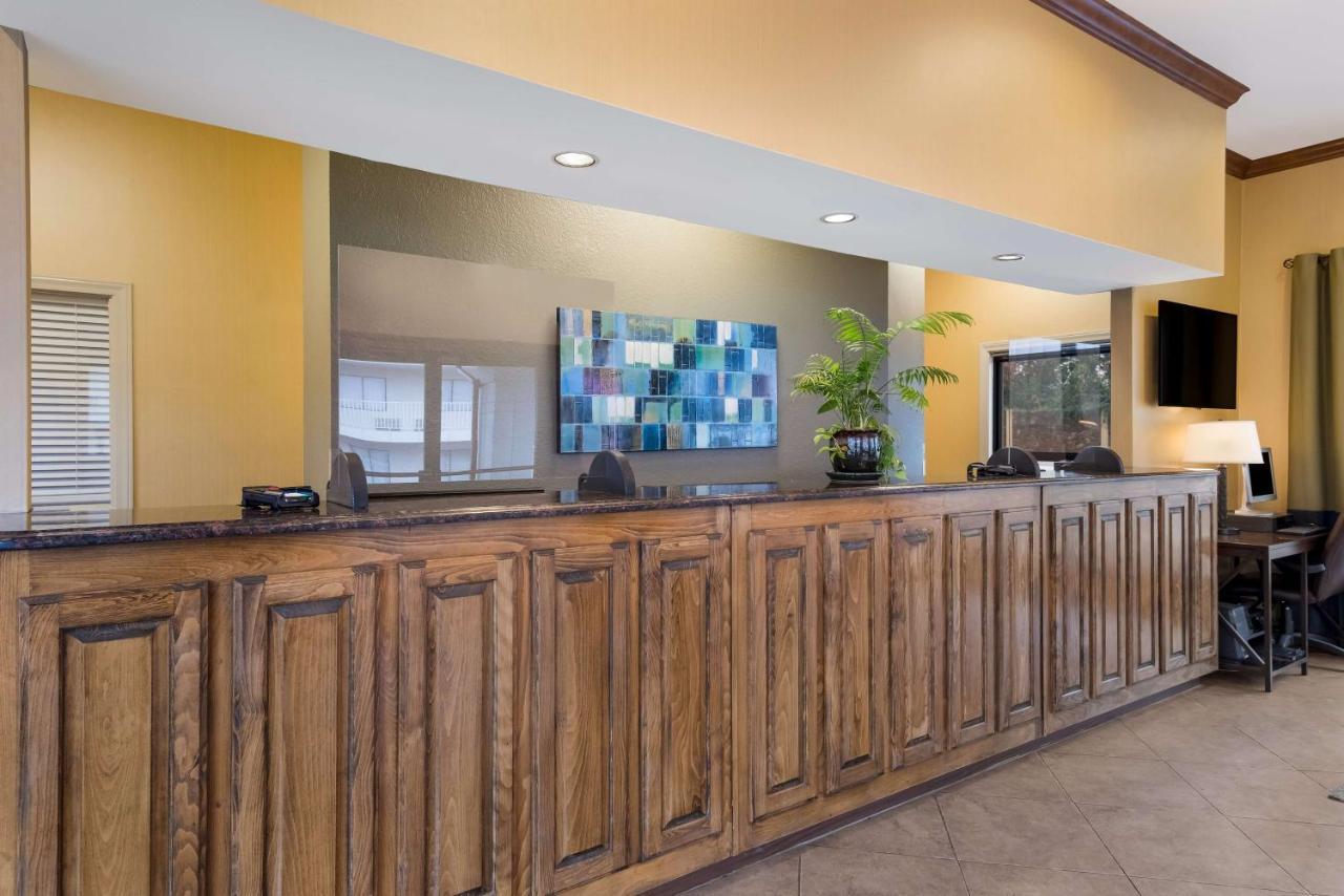 Best Western Winners Circle Hot Springs Ngoại thất bức ảnh
