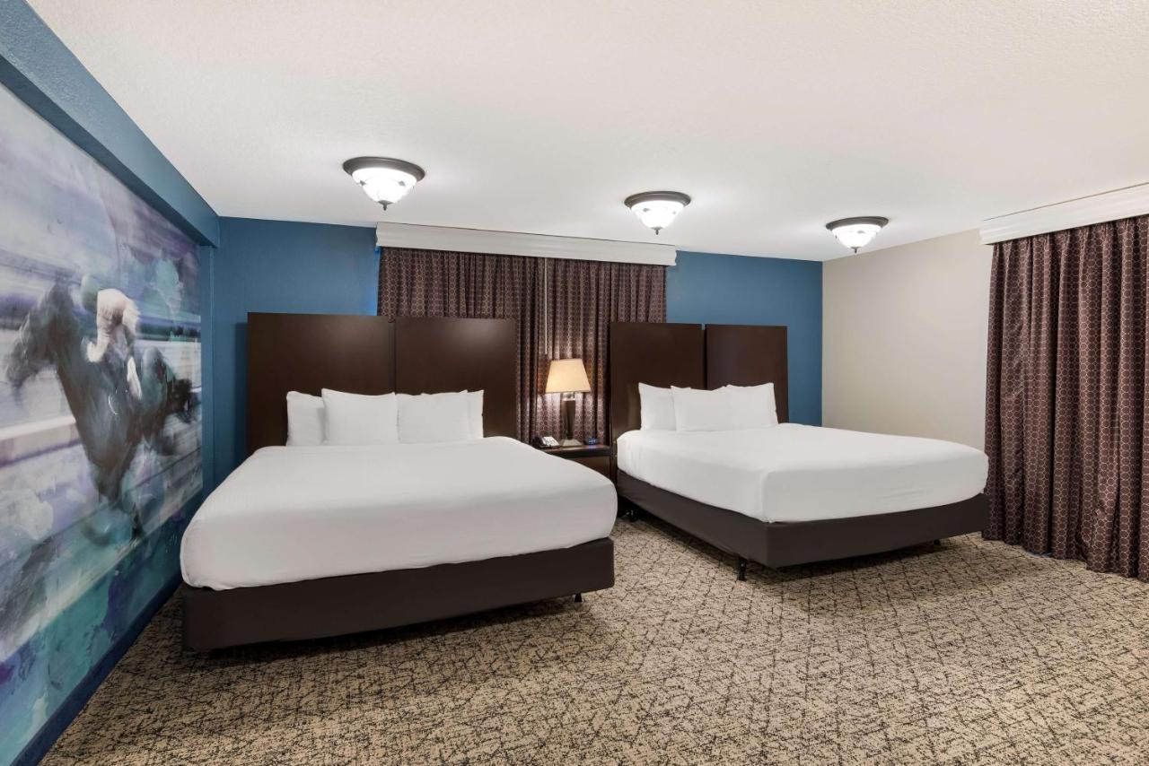 Best Western Winners Circle Hot Springs Ngoại thất bức ảnh