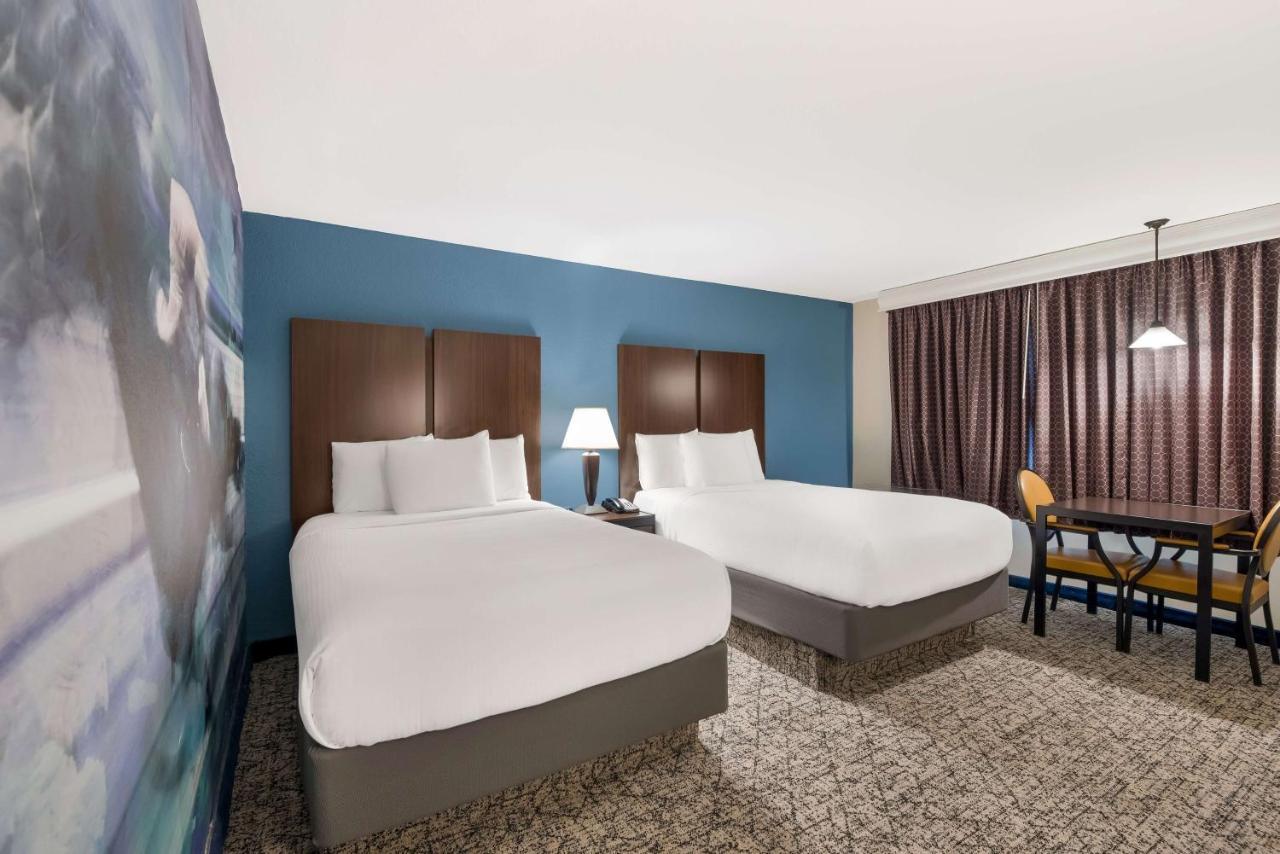 Best Western Winners Circle Hot Springs Ngoại thất bức ảnh