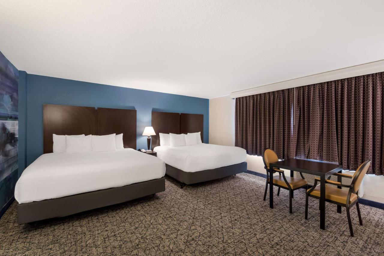 Best Western Winners Circle Hot Springs Ngoại thất bức ảnh