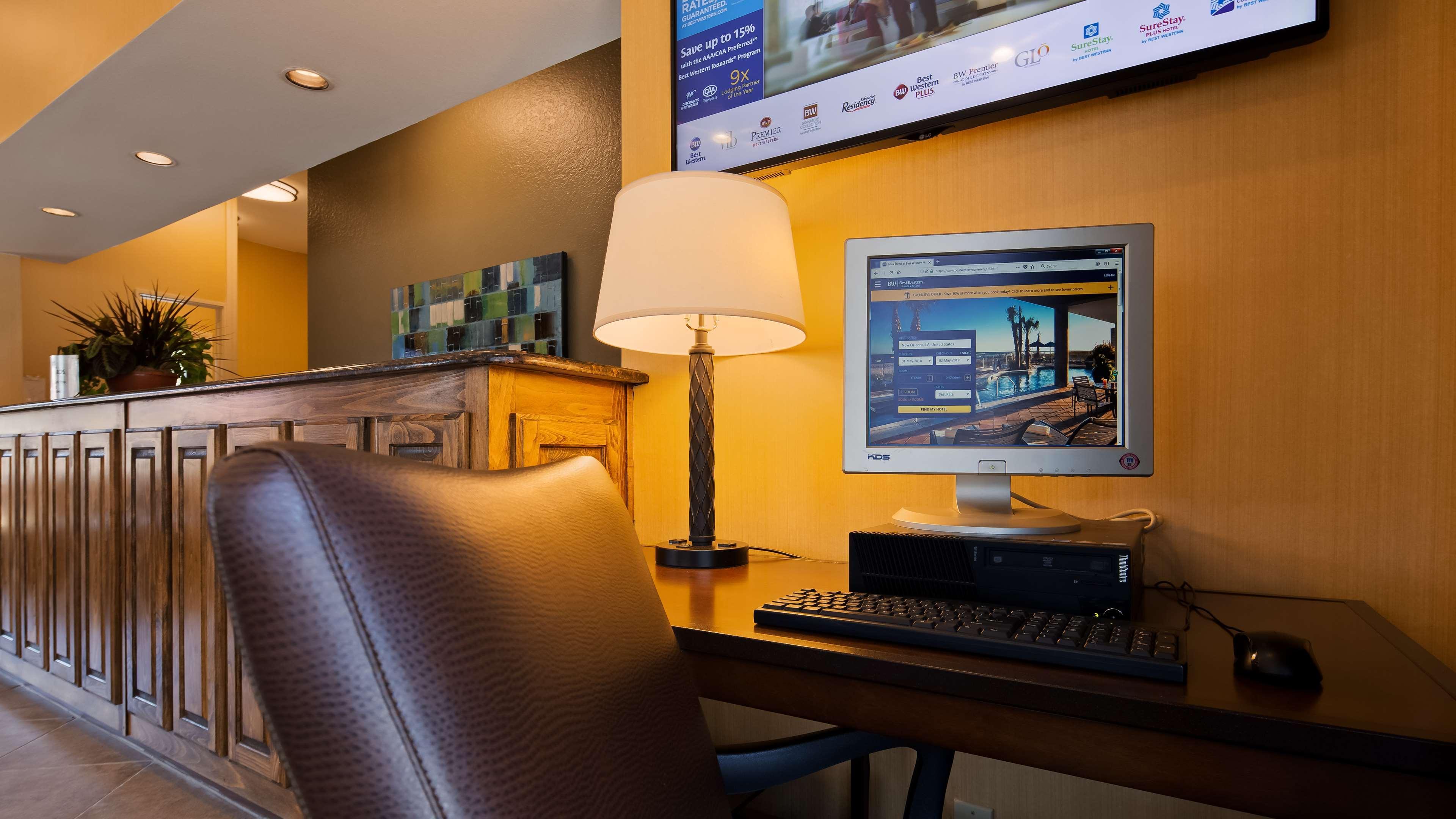 Best Western Winners Circle Hot Springs Ngoại thất bức ảnh