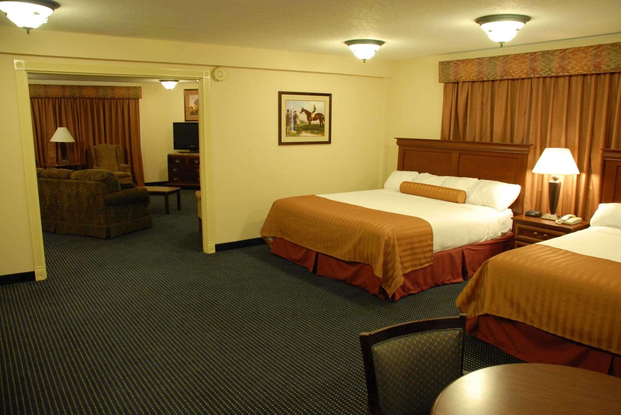 Best Western Winners Circle Hot Springs Ngoại thất bức ảnh